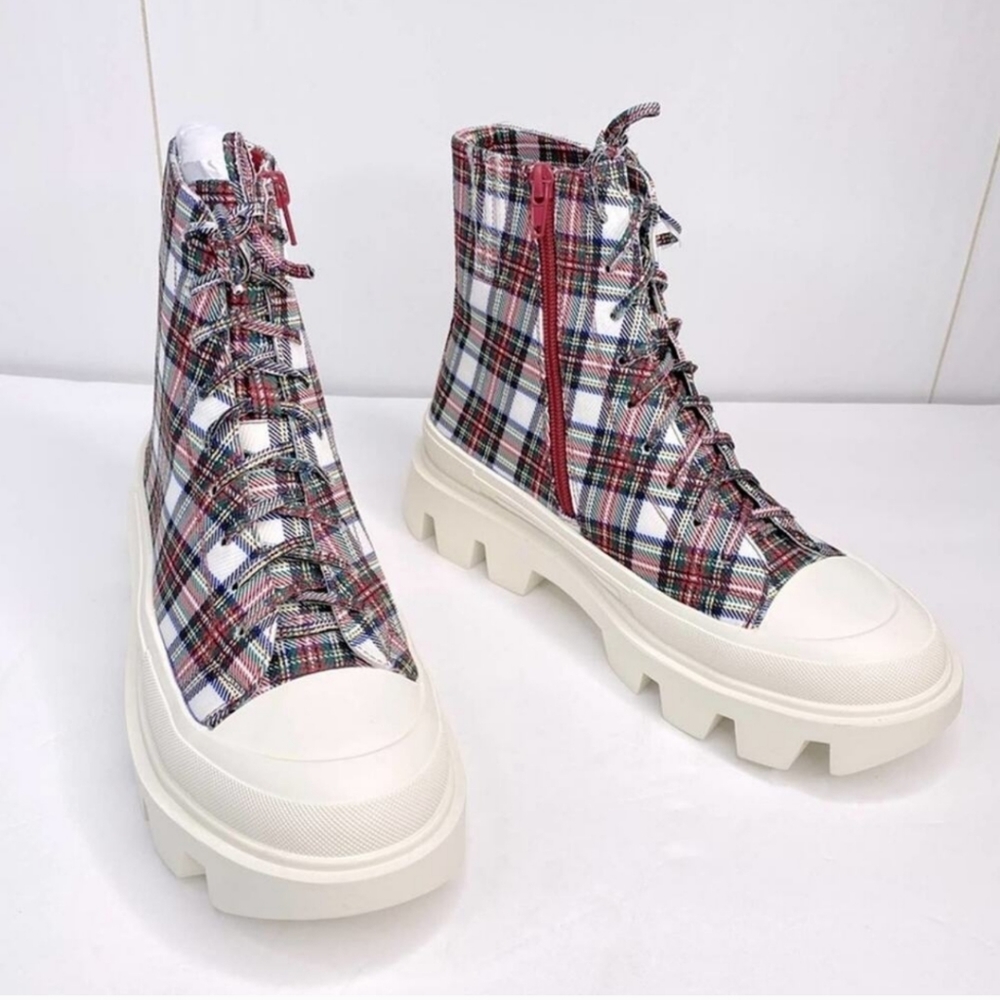 Jeffrey Campbell Size 8.5 Tartan Lug-Style Boots BNIB